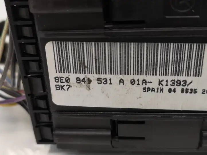 Audi A4 S4 B6 8E 8H (2000 - 2006) 8E0941531A Включатель фонарей — фото 2