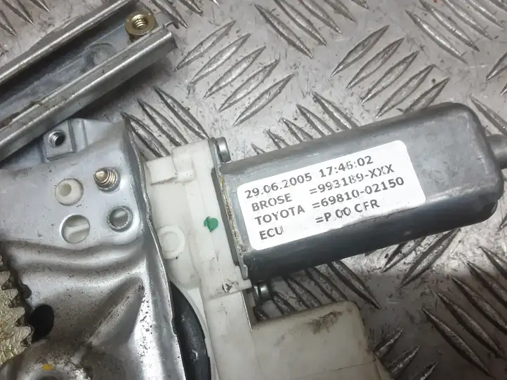 Toyota Corolla E120 E130 (2000 - 2004) 6981002150 Электростеклоподъемник передний (комплект) — фото 2