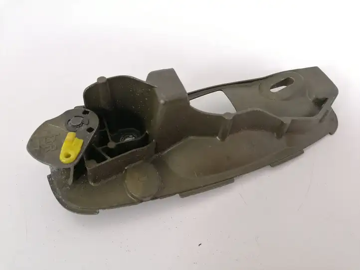 Opel Zafira B (2006 - 2008) 7700311817 Крепление наружной ручки передней двери — фото 2