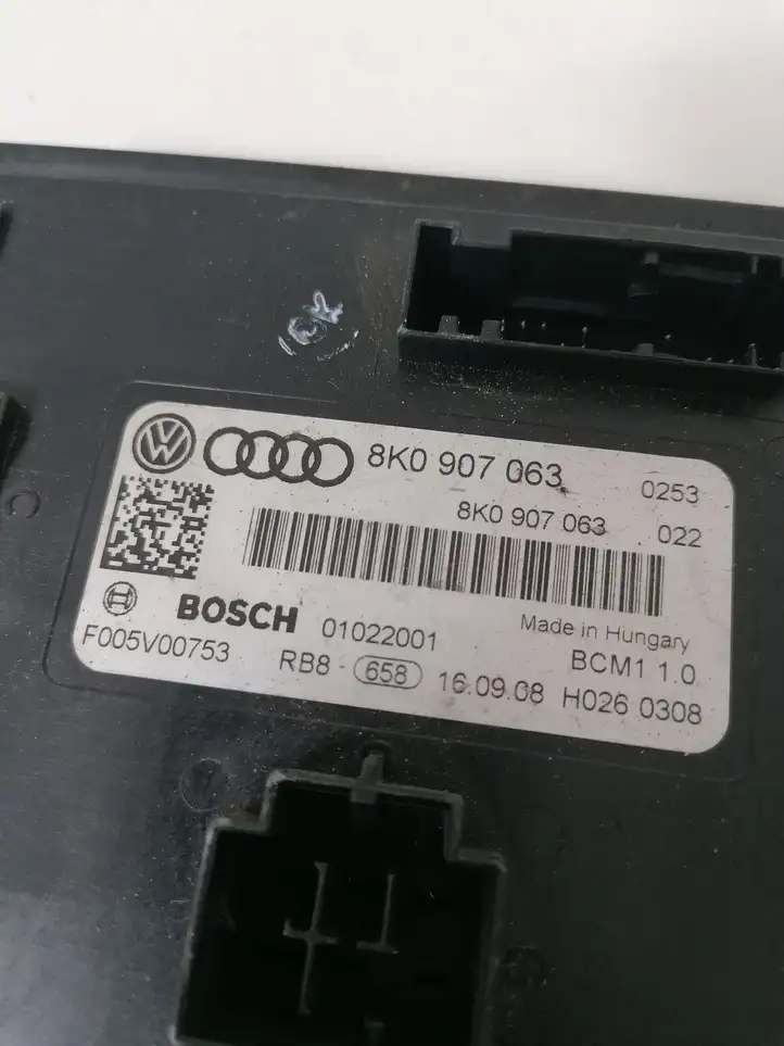 Audi A4 S4 B6 8E 8H (2000 - 2006) 8K0907063 Модуль комфорта — фото 2