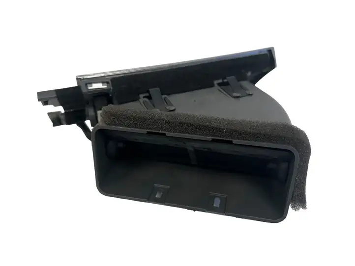 Audi A6 S6 C6 4F (2008 - 2011) 4F2820901B Боковой воздушный дефлектор — фото 3