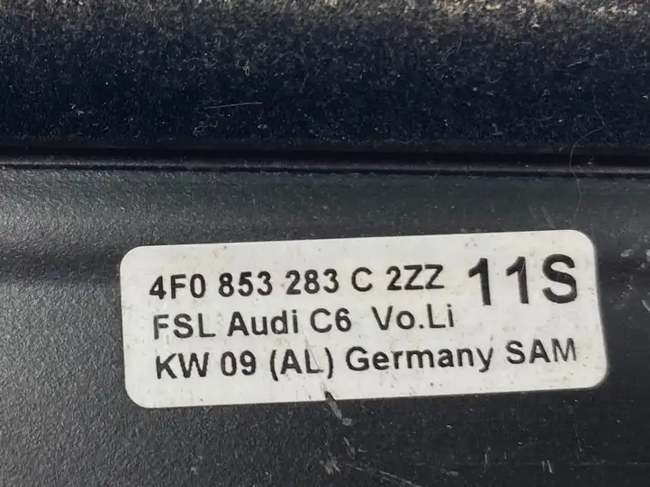 Audi A6 S6 C6 4F (2004 - 2008) 4F0853283C2ZZ Накладка стекла передней двери — фото 7