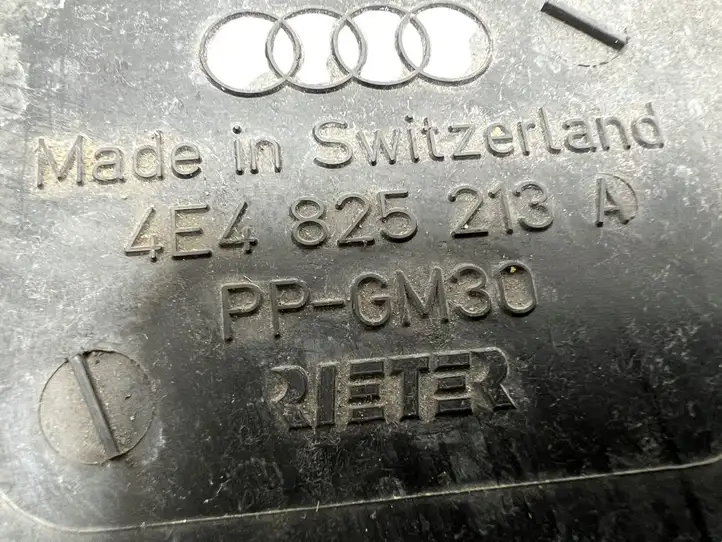 Audi A8 S8 D3 4E (2005 - 2007) 4E0825213A Защита днища задней части — фото 5