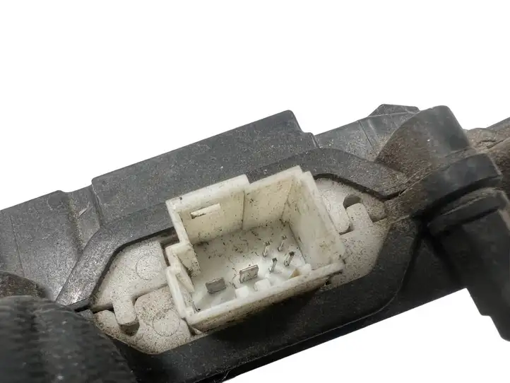 BMW 5 E60 E61 (2004 - 2010) 5124720837103 Доводчик крышки багажника — фото 5