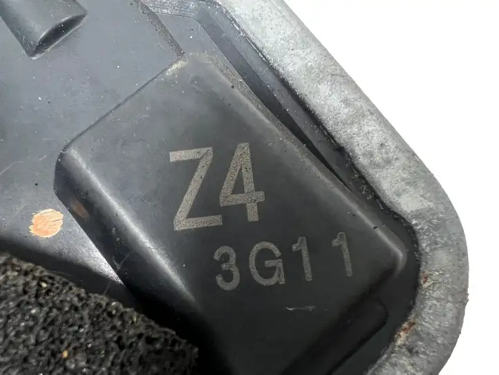 Toyota Land Cruiser (J120) (2002 - 2009) ZA3G11 Замок задней двери — фото 2