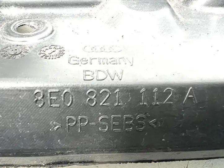 Audi A4 S4 B7 8E 8H (2004 - 2009) 8E0821112A Накладка крыла — фото 4