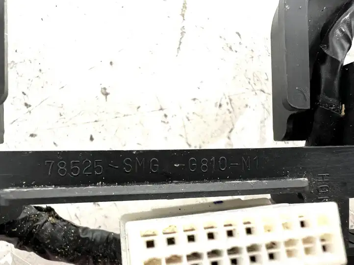 Honda Civic (2006 - 2011) 78525SMGG810M1 Кнопки на рулевом колесе — фото 8