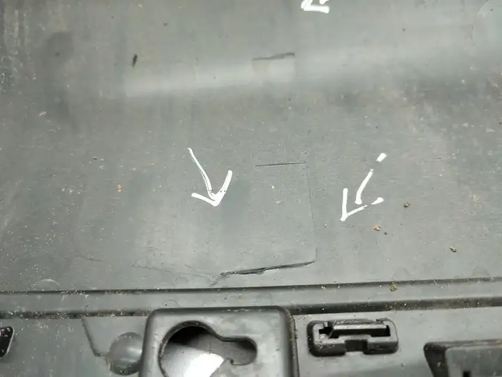 Peugeot 2008 II (2019 - ) 9837637480 Молдинги задней двери — фото 4