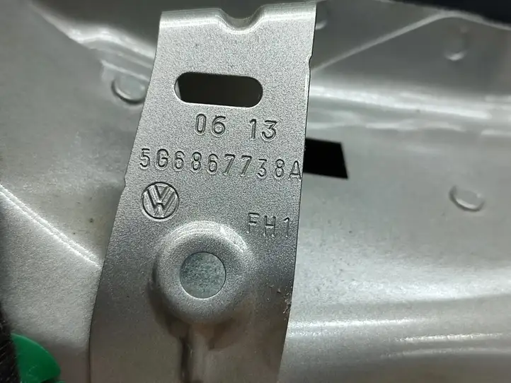 Volkswagen Golf VII (2013 - 2019) Крышка багажника — фото 15