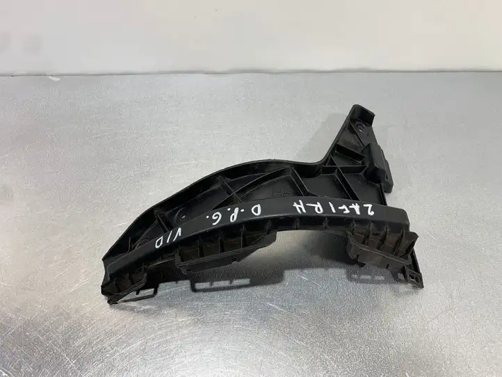 Opel Zafira C (2014 - 2016) 13300744 Кронштейн заднего бампера — фото 2