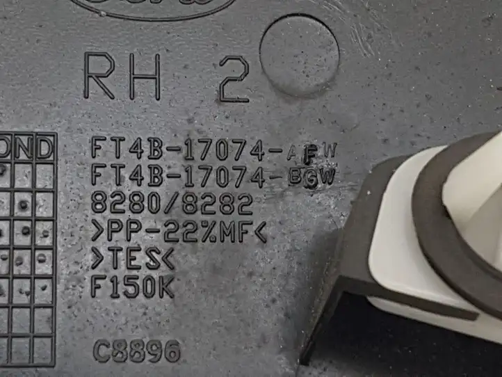 Ford Edge II (2015 - ) FT4B17074 Молдинг крыла — фото 3