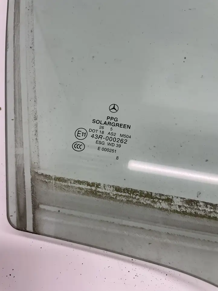 Mercedes-Benz R W251 (2005 - 2013) Стекло передней двери — фото 2
