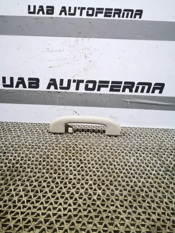Nissan Qashqai (2013 - 2017) 739404EA1B Потолочная ручка задняя — фото 1