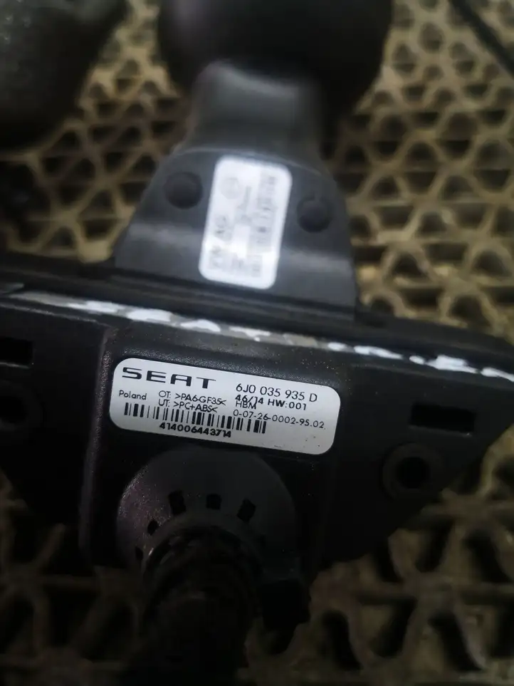 Seat Ibiza IV (6J,6P) (2008 - 2017) 6J0035935D Прочая электропроводка — фото 2