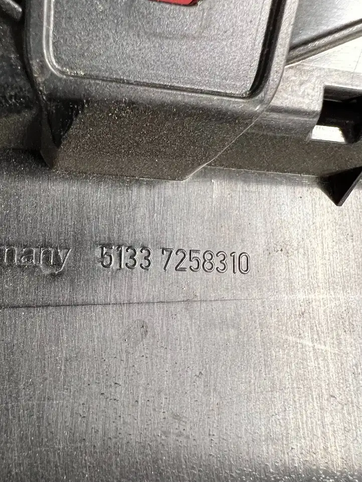 BMW 3 F30 F35 F31 (2012 - 2018) 7258310 Накладка стекла передней двери — фото 2