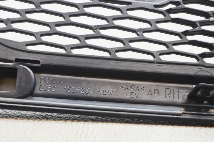 Land Rover Evoque I (2011 - 2015) BJ3216C628ADW Другая часть кузова — фото 2