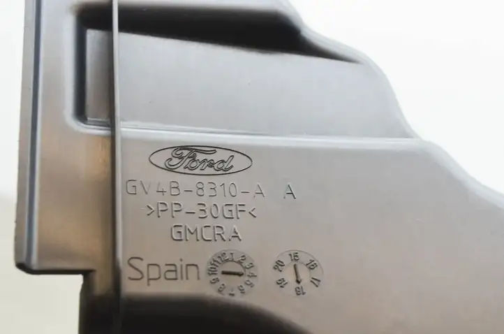 Ford Kuga II (2013 - 2019) GV4B8310A Другая часть кузова — фото 2