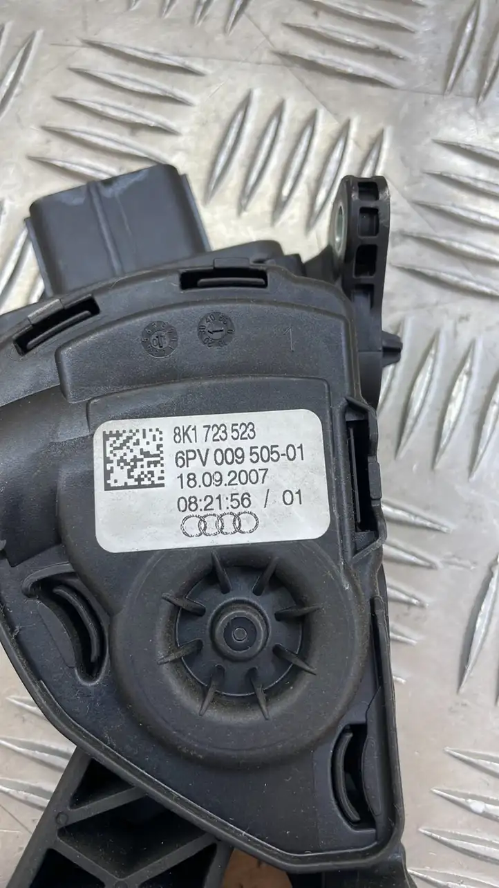 Audi A5 8T 8F (2007 - 2011) 8K1723523 Педаль акселератора — фото 3