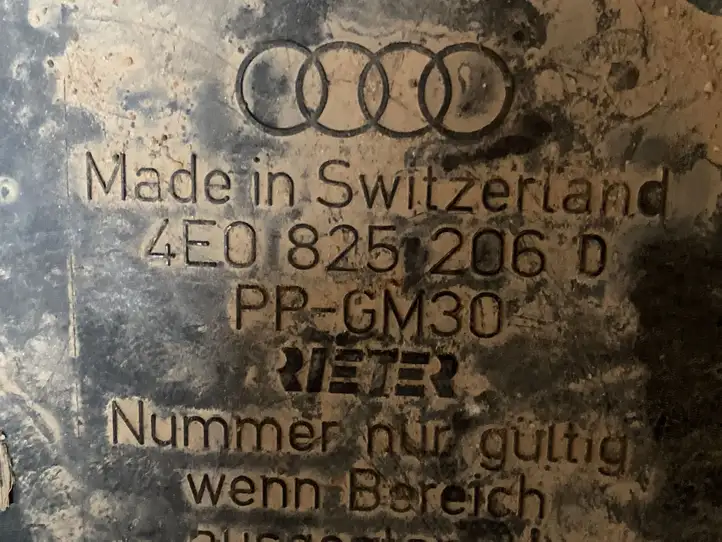 Audi A8 S8 D3 4E (2005 - 2007) 4E082506D Защита днища — фото 4
