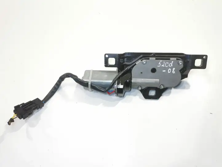 BMW 5 E60 E61 (2004 - 2010) 7129931 Доводчик крышки багажника — фото 1
