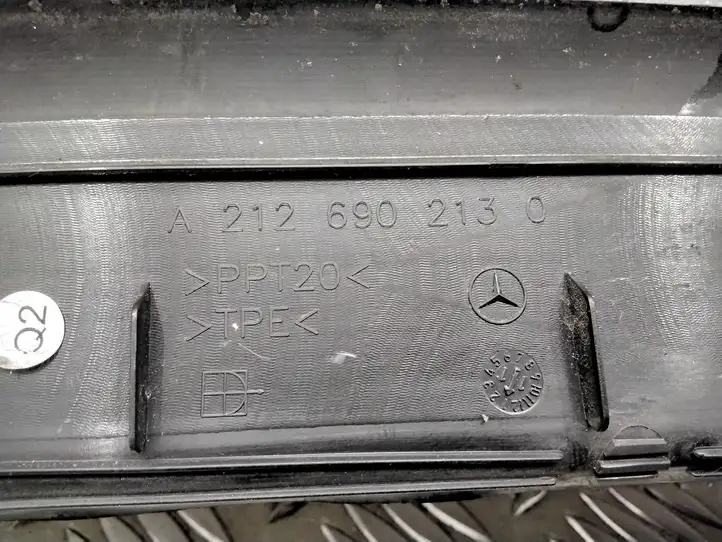 Mercedes-Benz E W212 (2009 - 2016) A2126902130 Обшивка багажника — фото 4