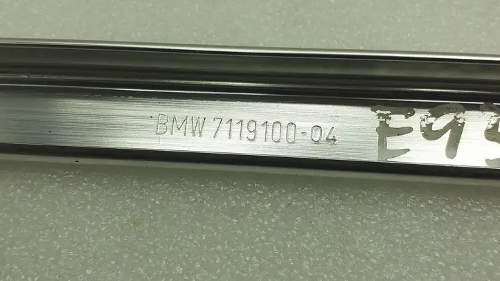 BMW 3 E92 E93 (2005 - 2014) 7119100 Накладка стекла передней двери — фото 5