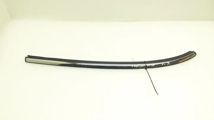 Mini Cooper Countryman R60 (2010 - 2016) 9803780 Облицовка заднего бокового стекла — фото 1