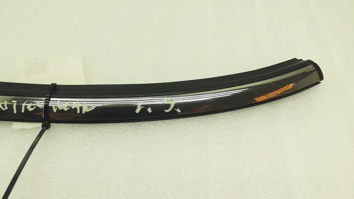 Mini Cooper Countryman R60 (2010 - 2016) 9803780 Облицовка заднего бокового стекла — фото 4