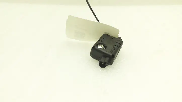 Mini Cooper Countryman R60 (2010 - 2016) 9185474 Усилитель антенны — фото 2
