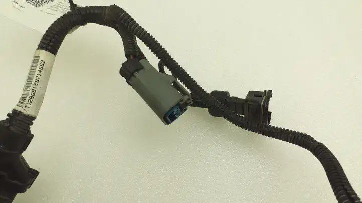 Jeep Grand Cherokee (2010 - 2021) 68303060AB Прочая электропроводка — фото 4
