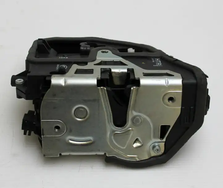 BMW 3 E90 E91 (2005 - 2012) 7060296 Замок задней двери — фото 1
