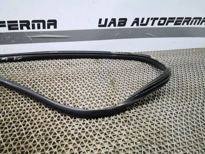 Hyundai i30 (2012 - 2015) Уплотнитель кузова — фото 5