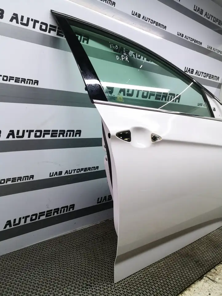Hyundai i40 (2015 - ) Дверь — фото 11