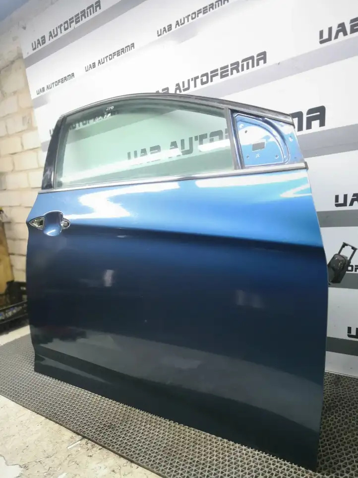 Hyundai i40 (2011 - ) Дверь — фото 2