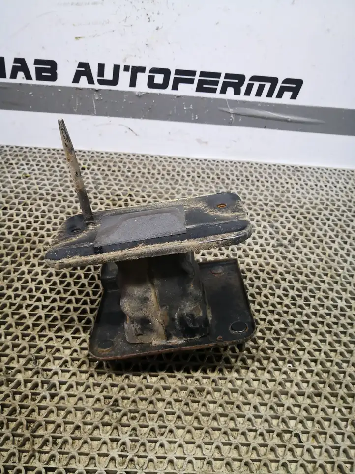 Hyundai i40 (2015 - ) 866413Z000 Амортизатор заднего бампера — фото 3