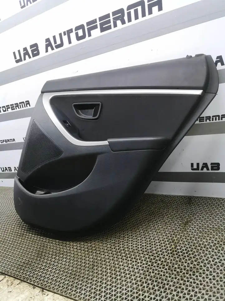 Hyundai i30 (2012 - 2015) 83340A6120 Обшивка задней двери — фото 1