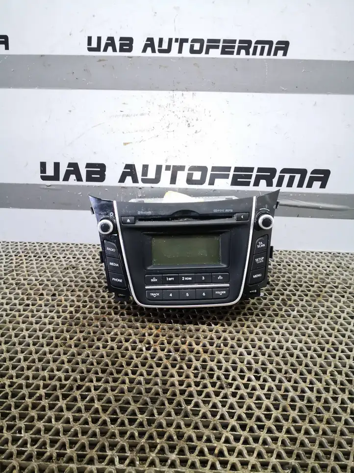 Hyundai i30 (2012 - 2015) 61014035 Магнитола / мультимедийная система — фото 1