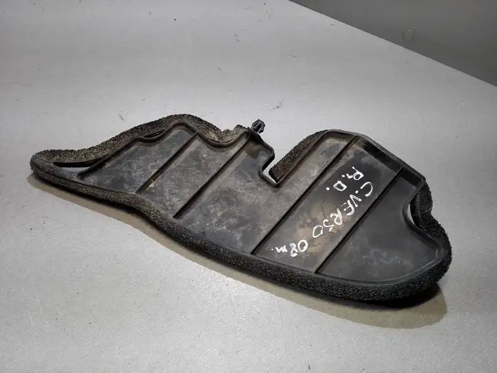 Toyota Corolla Verso AR10 (2004 - 2009) 531530F010 Прочие внешние детали — фото 3