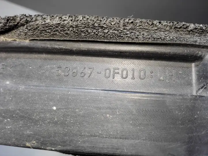 Toyota Corolla Verso AR10 (2004 - 2009) 538670F010 Прочие внешние детали — фото 2