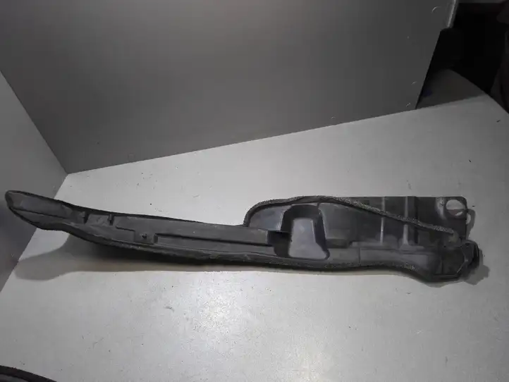 Toyota Corolla Verso AR10 (2004 - 2009) 538670F010 Прочие внешние детали — фото 4