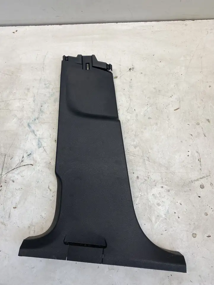 Volkswagen Tiguan (2011 - 2016) 5N0867291 Нижняя обшивка стойки B — фото 1