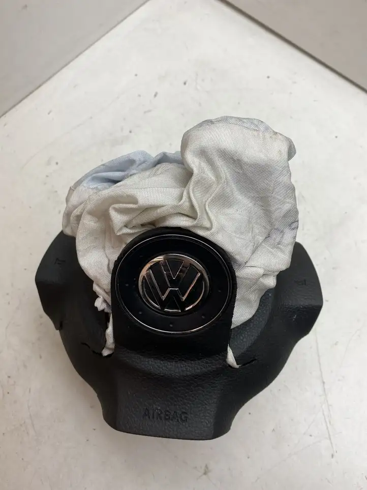 Volkswagen Tiguan (2011 - 2016) 5K0880201T Подушка безопасности руля — фото 1