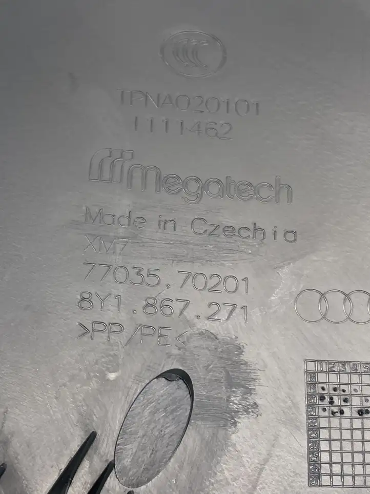 Audi A3/S3 8Y (2020 - ) 8Y1867271 Внутренняя отделка переднего порога — фото 4