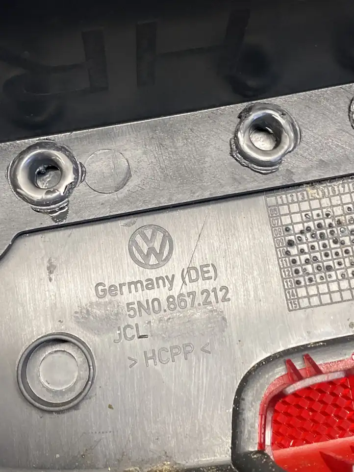 Volkswagen Tiguan (2011 - 2016) 5N0867212 Обшивка задней двери — фото 4