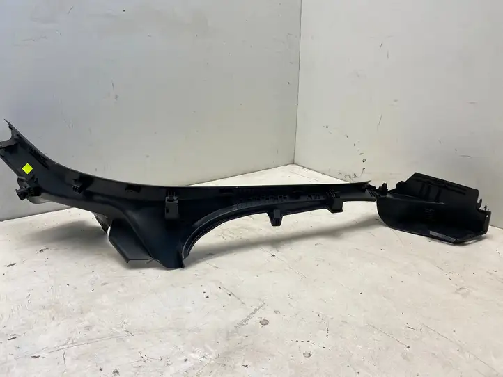 Audi A3/S3 8Y (2020 - ) 8Y0867767A Внутренняя отделка заднего порога — фото 4
