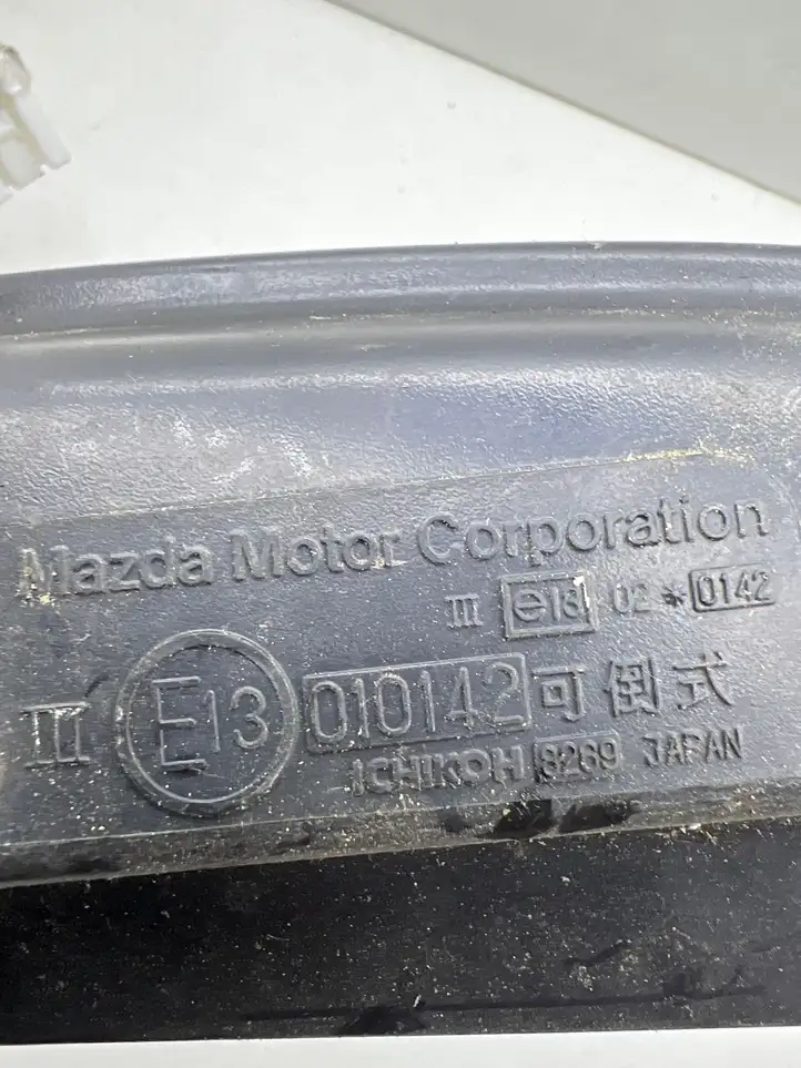 Mazda 626 (1999 - 2002) E13010142 Боковое зеркало с электроприводом — фото 2