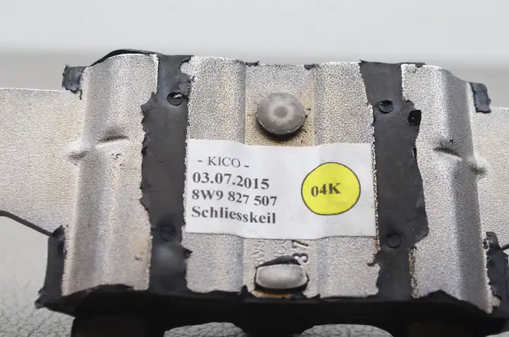 Audi A4 S4 B9 (2015 - 2019) 8W9827507 Петля замка задней двери — фото 7