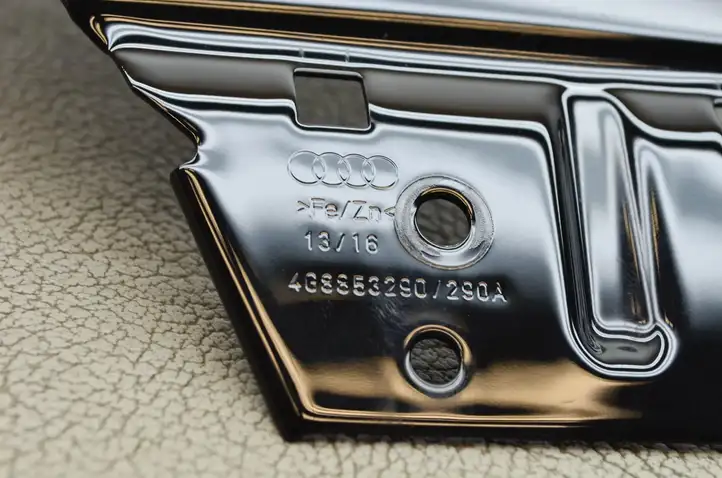 Audi A7 S7 4G (2014 - 2018) 4G8853290 Накладка стекла передней двери — фото 9