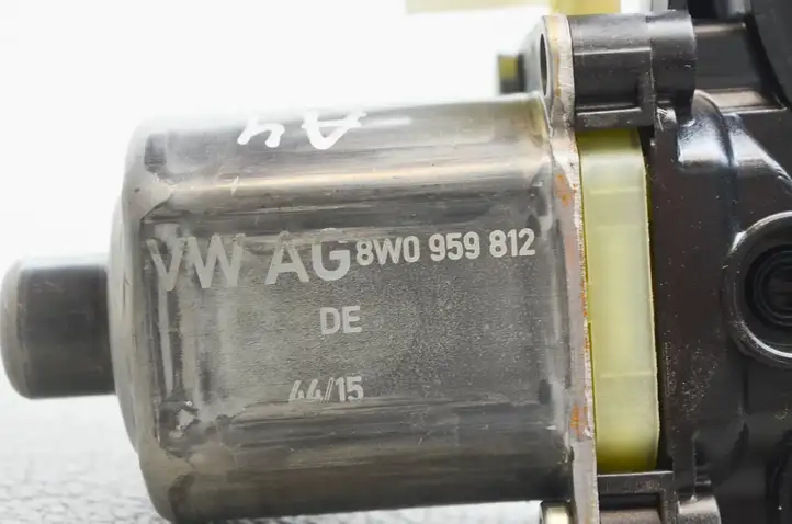 Audi A4 S4 B9 (2015 - 2019) 8W0959812 Стеклоподъемник задней двери — фото 9