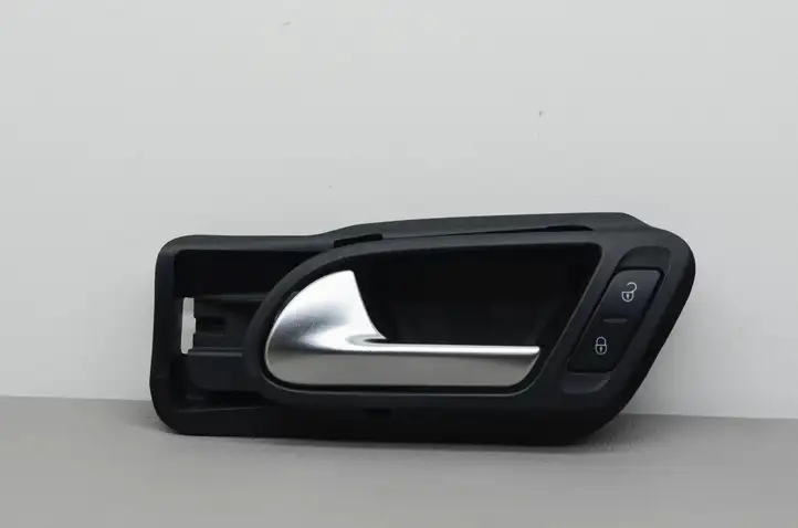 Volkswagen Tiguan (2007 - 2011) 5N0837197 Внутренняя ручка двери — фото 1
